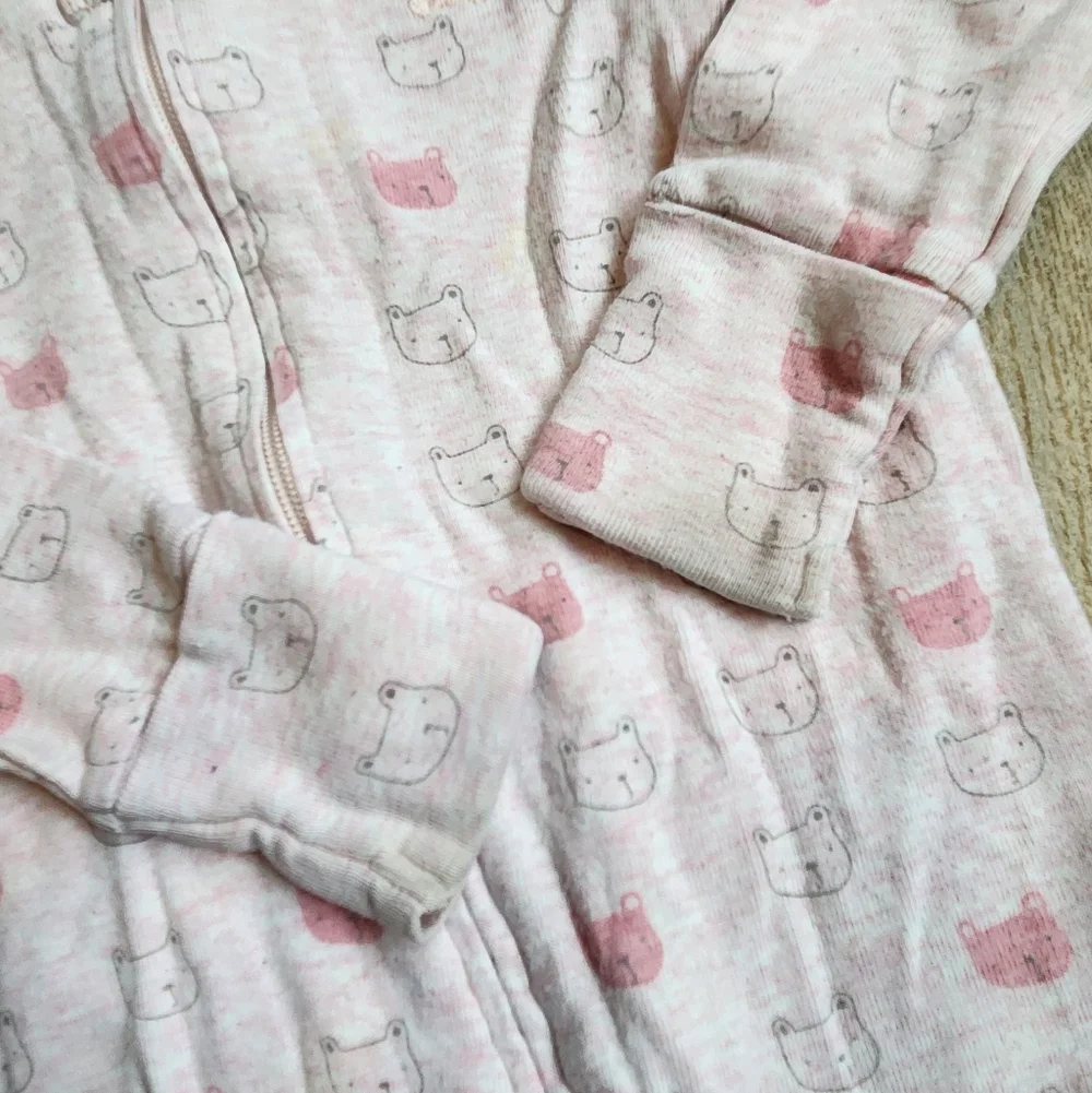 6-9 Months Baby Gap Footie Pajamas
